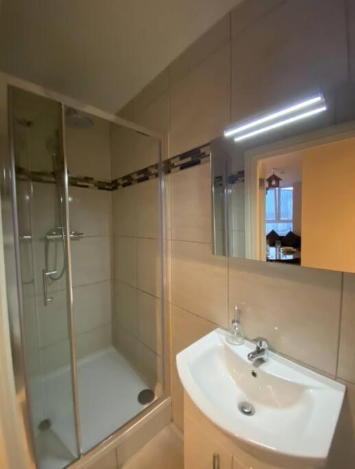 Appartement Lovely 1 Bedroom In 1 *